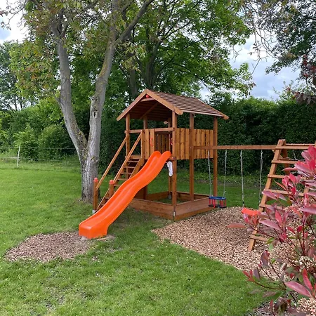 Meyerhof - Bioweingut, Vinothek & Gaestehaus Szálloda 3*