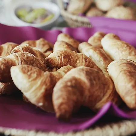 Meyerhof - Bioweingut, Vinothek & Gaestehaus Hotell 3*