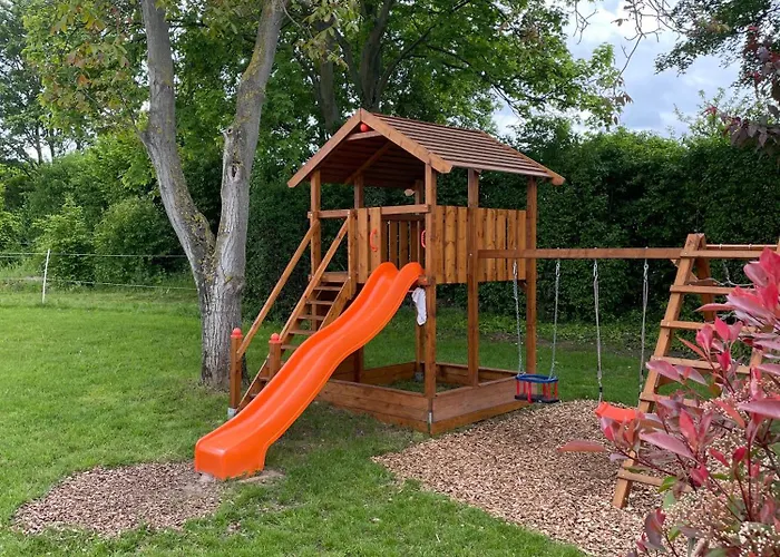 Meyerhof - Bioweingut, Vinothek & Gaestehaus מלון 3*